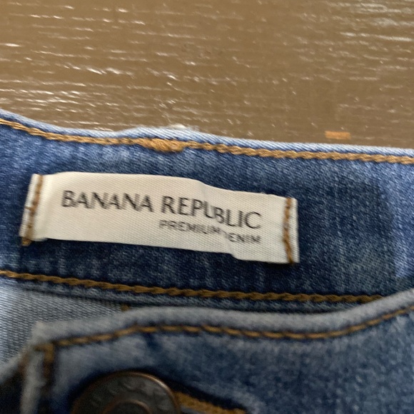 Banana Republic womens premium denim shorts 27s 27 blue Jean shorts 93% cotton - Picture 4 of 8